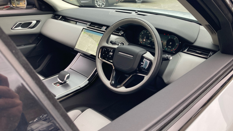 Land Rover Range Rover Velar 2.0 D200 MHEV Dynamic HSE 5dr Auto Diesel Estate